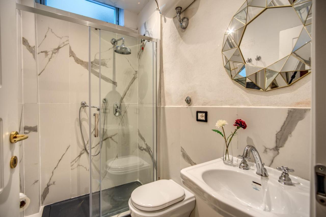 Aweshomeitaly - White Mirrors Apartment Pisa Luaran gambar
