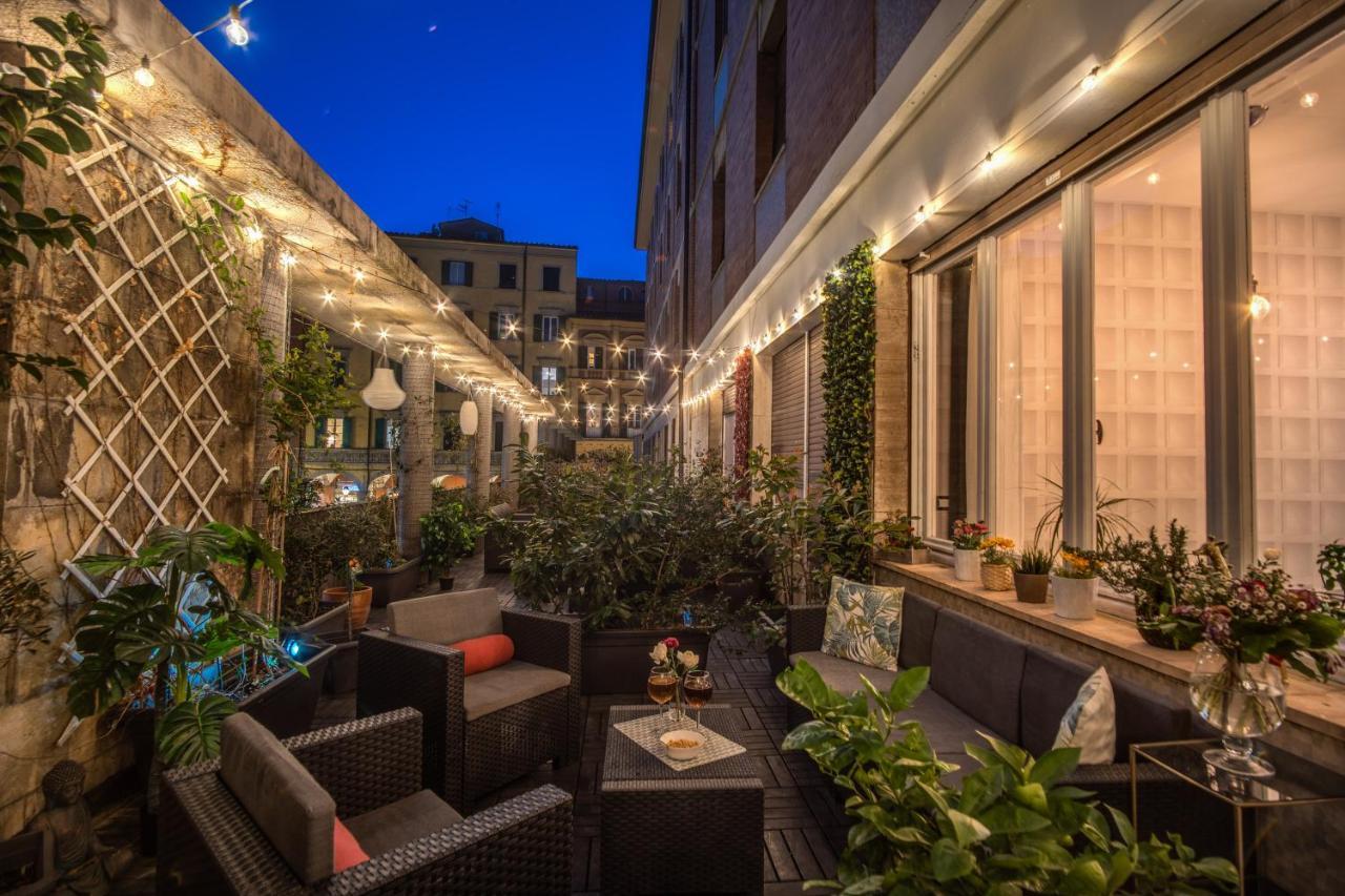 Aweshomeitaly - White Mirrors Apartment Pisa Luaran gambar