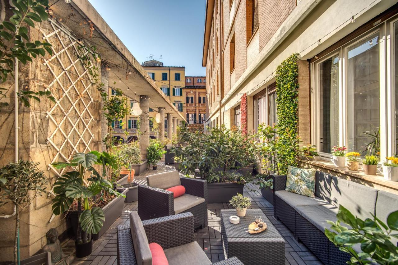 Aweshomeitaly - White Mirrors Apartment Pisa Luaran gambar
