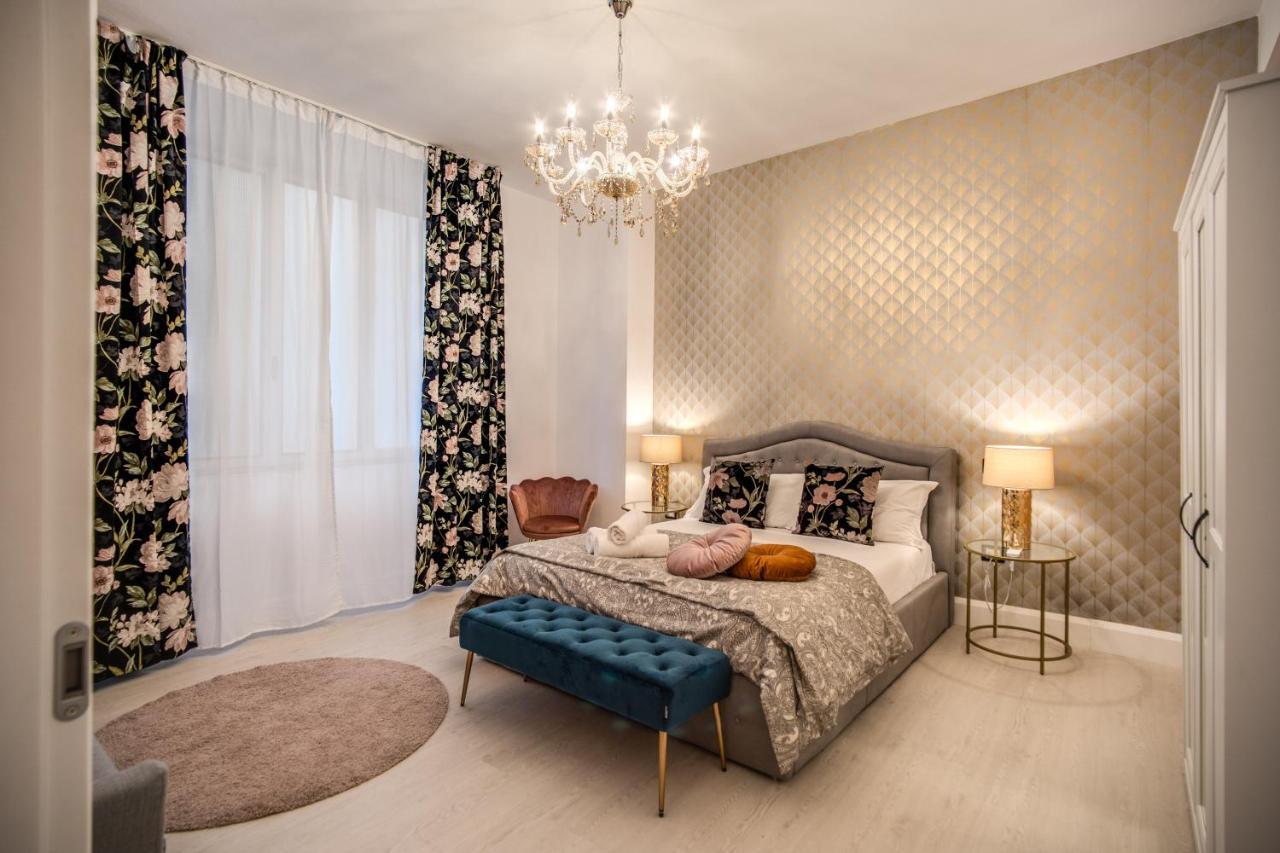Aweshomeitaly - White Mirrors Apartment Pisa Luaran gambar