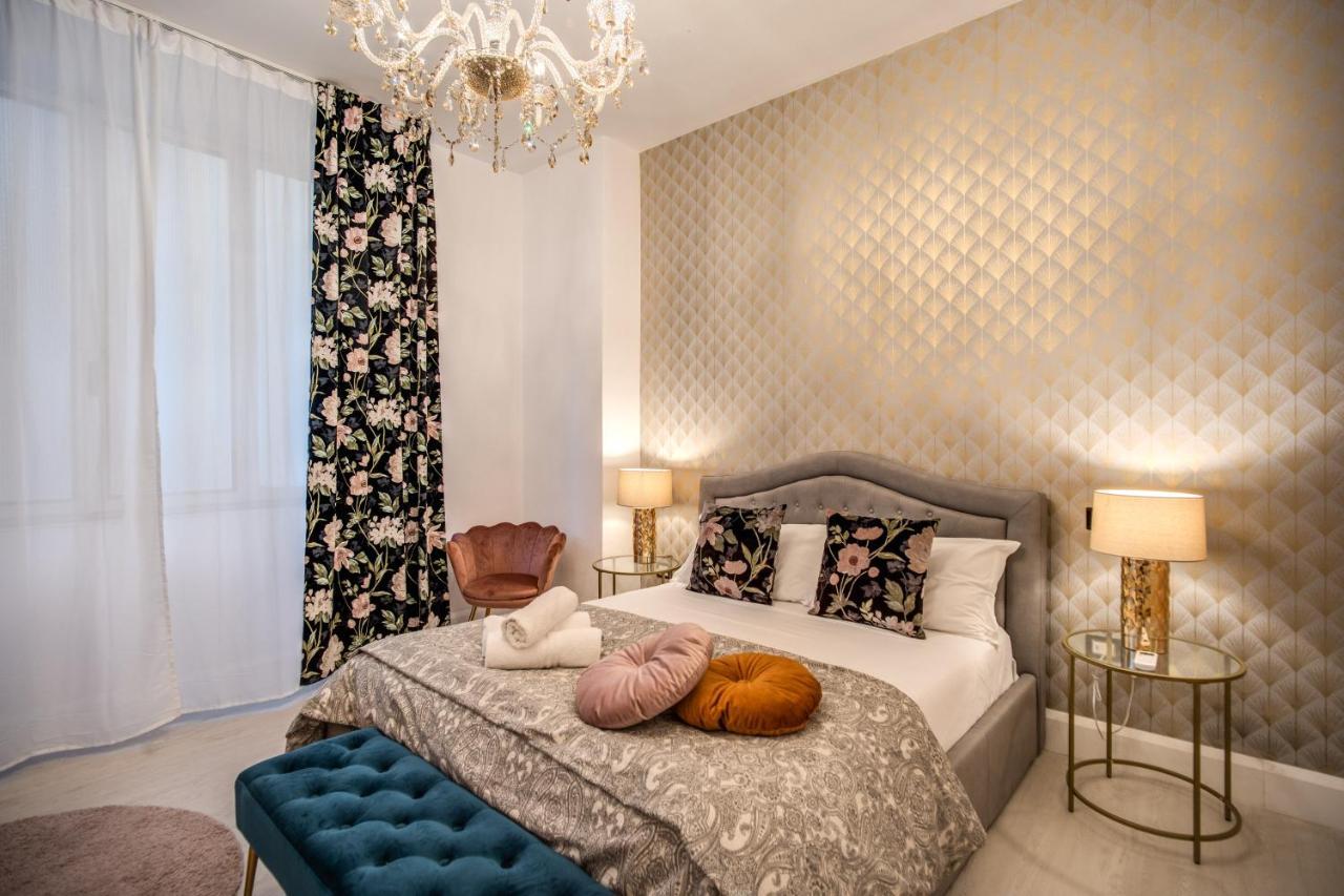 Aweshomeitaly - White Mirrors Apartment Pisa Luaran gambar